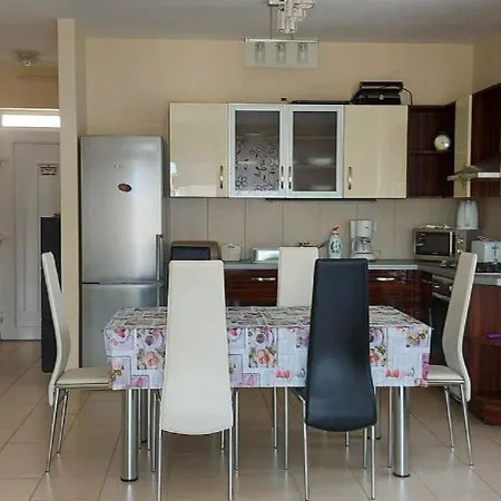 Greta Wellness Iii. Apartment