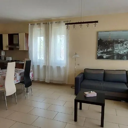 Greta Wellness Iii. Apartment *